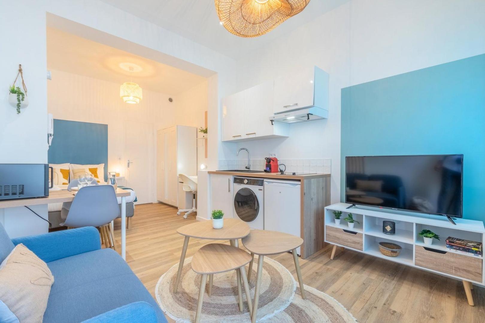 Near Tram & Parc Barbieux, Chr + Parking Appartement Roubaix